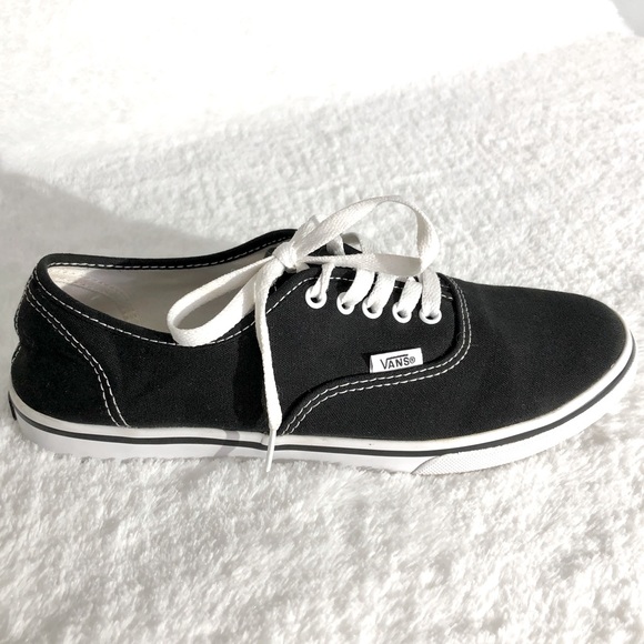 Vans Authentic Canvas Shoe - Picture 3 of 12